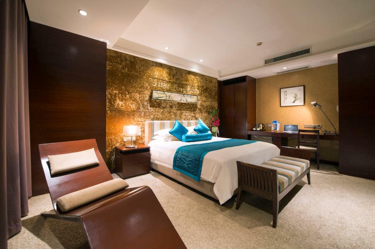 Four Seasons Rayli Hotel Ningbo Exterior photo